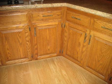 Kitchen cabinet - before